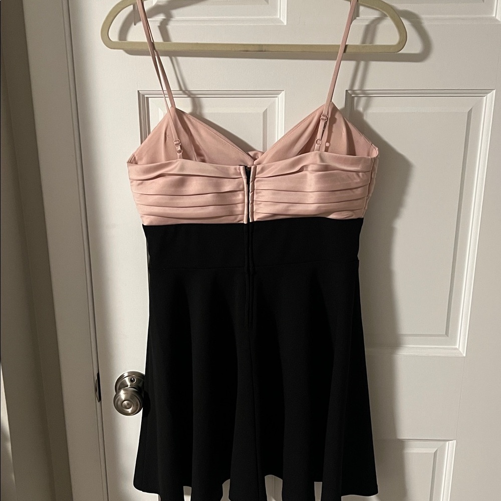 Rosette Ruched Bandeau Bodice Dress Coquette/ fit and flare/ Size 9/10 - Picture 6 of 7